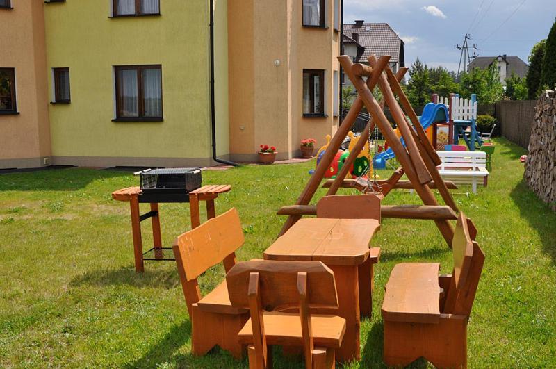 Hotel Jantar Ostrowo  Esterno foto