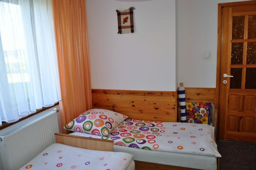 Hotel Jantar Ostrowo  Esterno foto