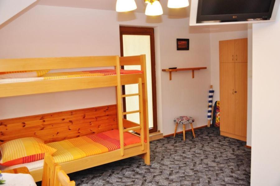 Hotel Jantar Ostrowo  Esterno foto