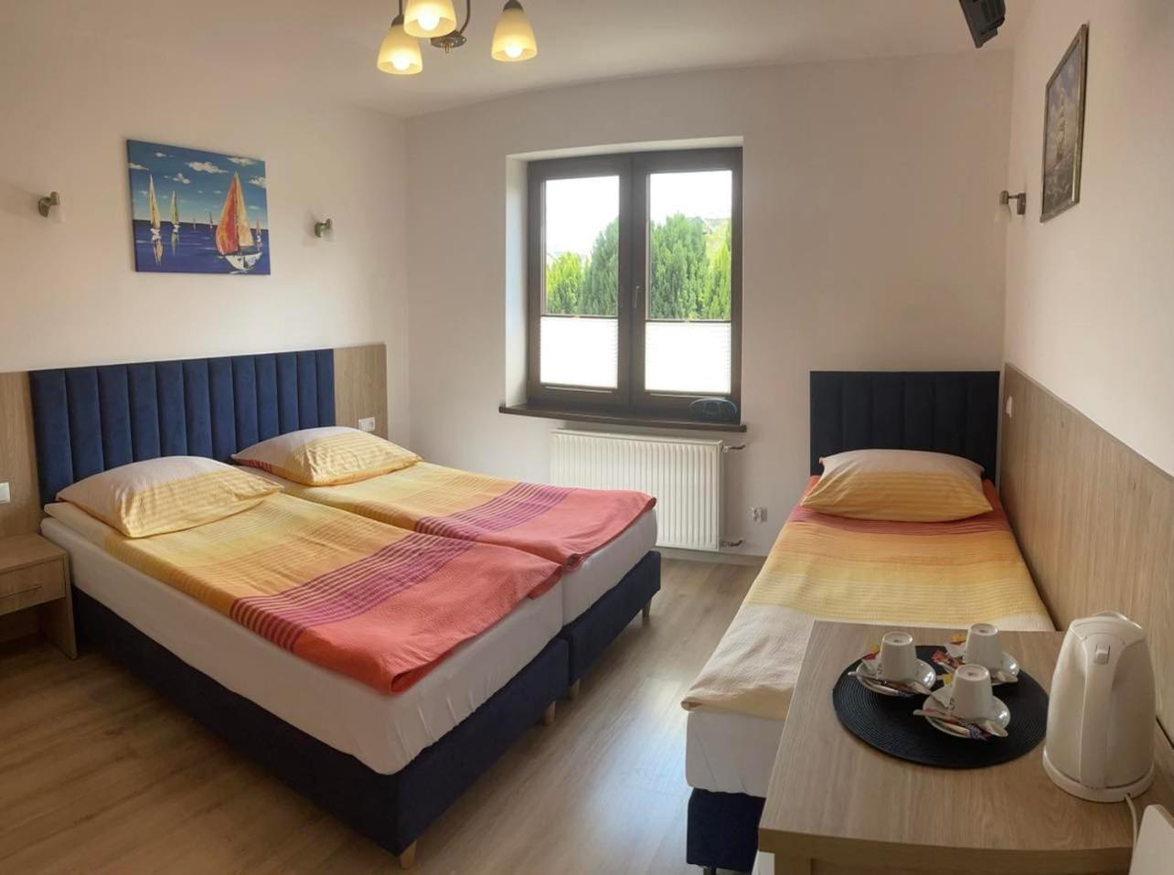 Hotel Jantar Ostrowo  Esterno foto